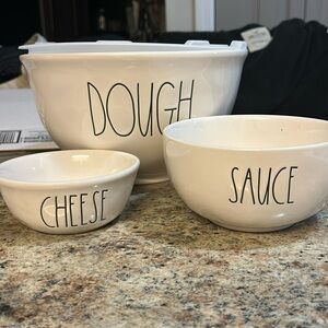 Rae Dunn Dough Mixing Bowl Set